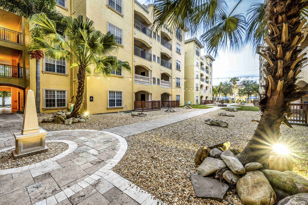 Casa Bella Gallery Atrium